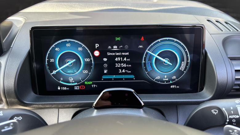 Hyundai INSTER 85kW 02 49kWh 5dr Auto Electric Hatchback